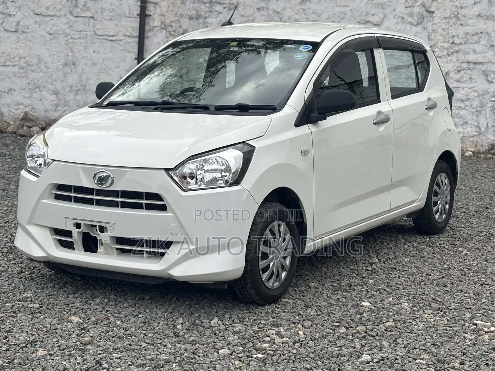 Daihatsu Mira 2018 White