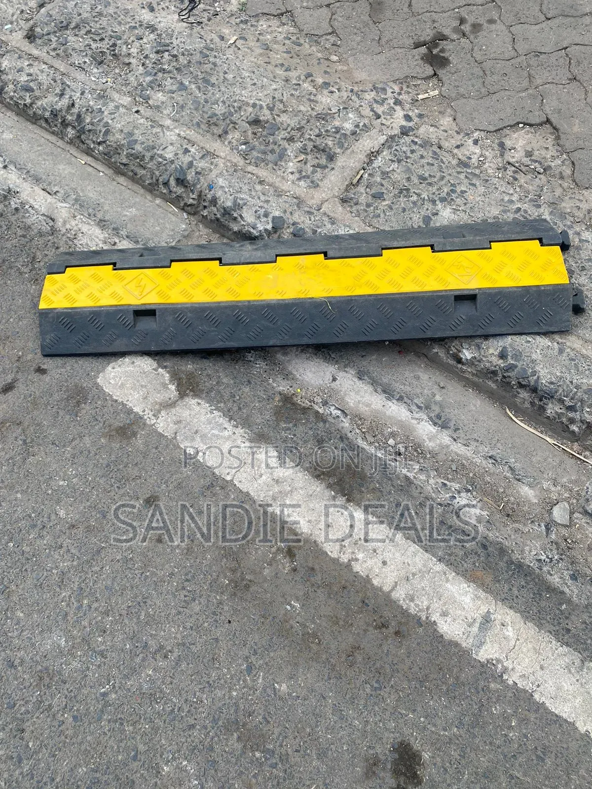 Protector Channel/Cable Protector Channel 2 Way