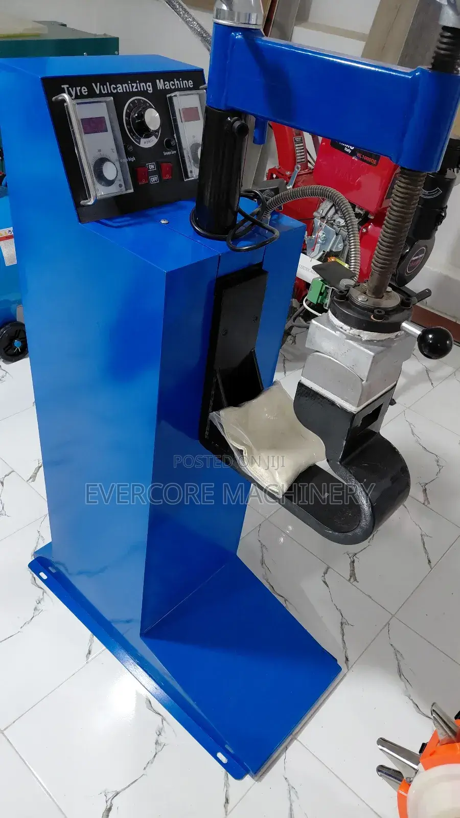 Commercial Heavy Duty Tyre Vulcanizer Machines