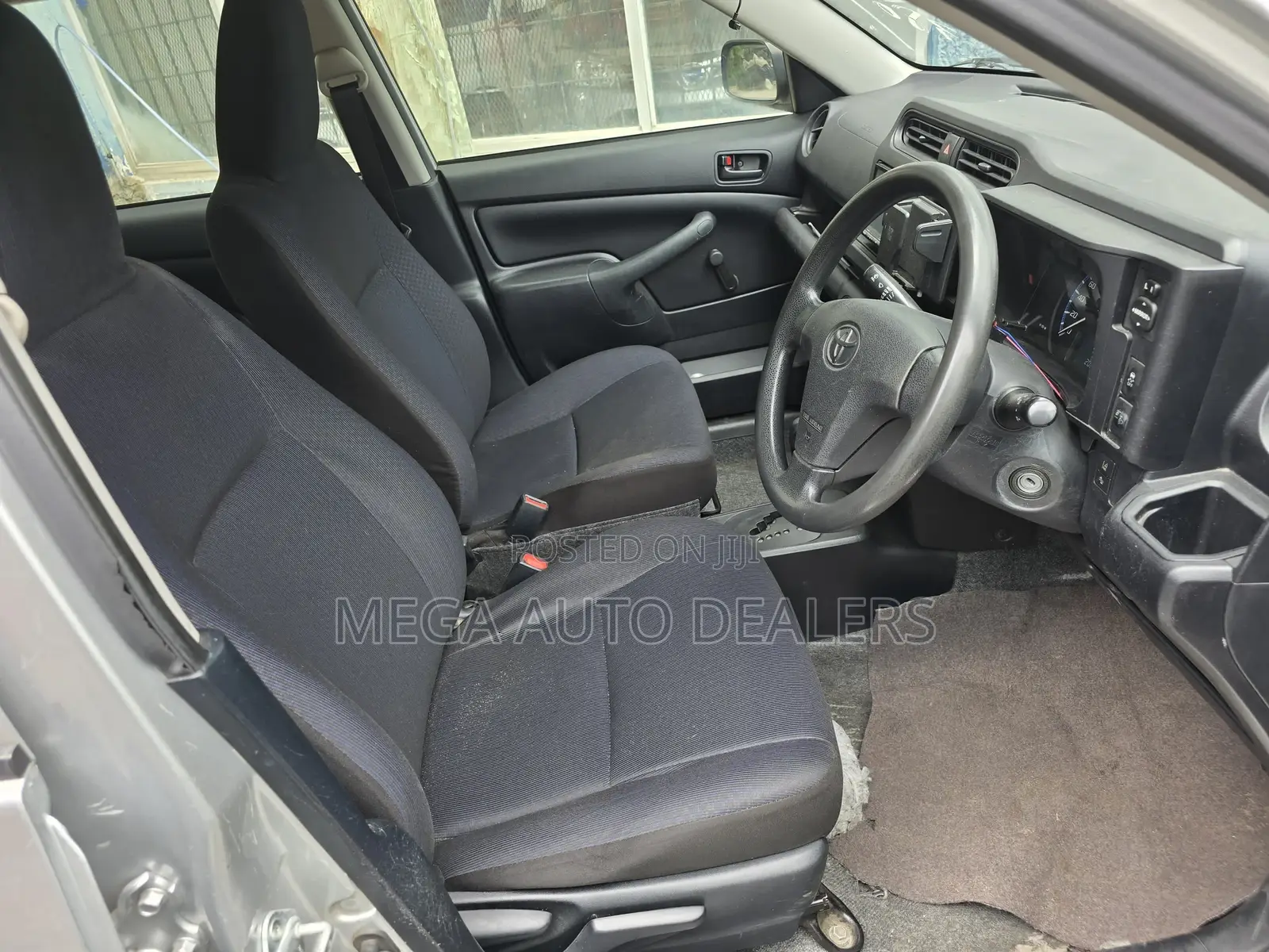 Toyota Probox 2018 Silver