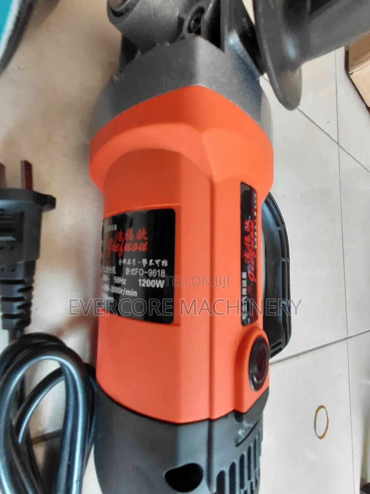 Commercial Electric Buffing Machine With Accessories.