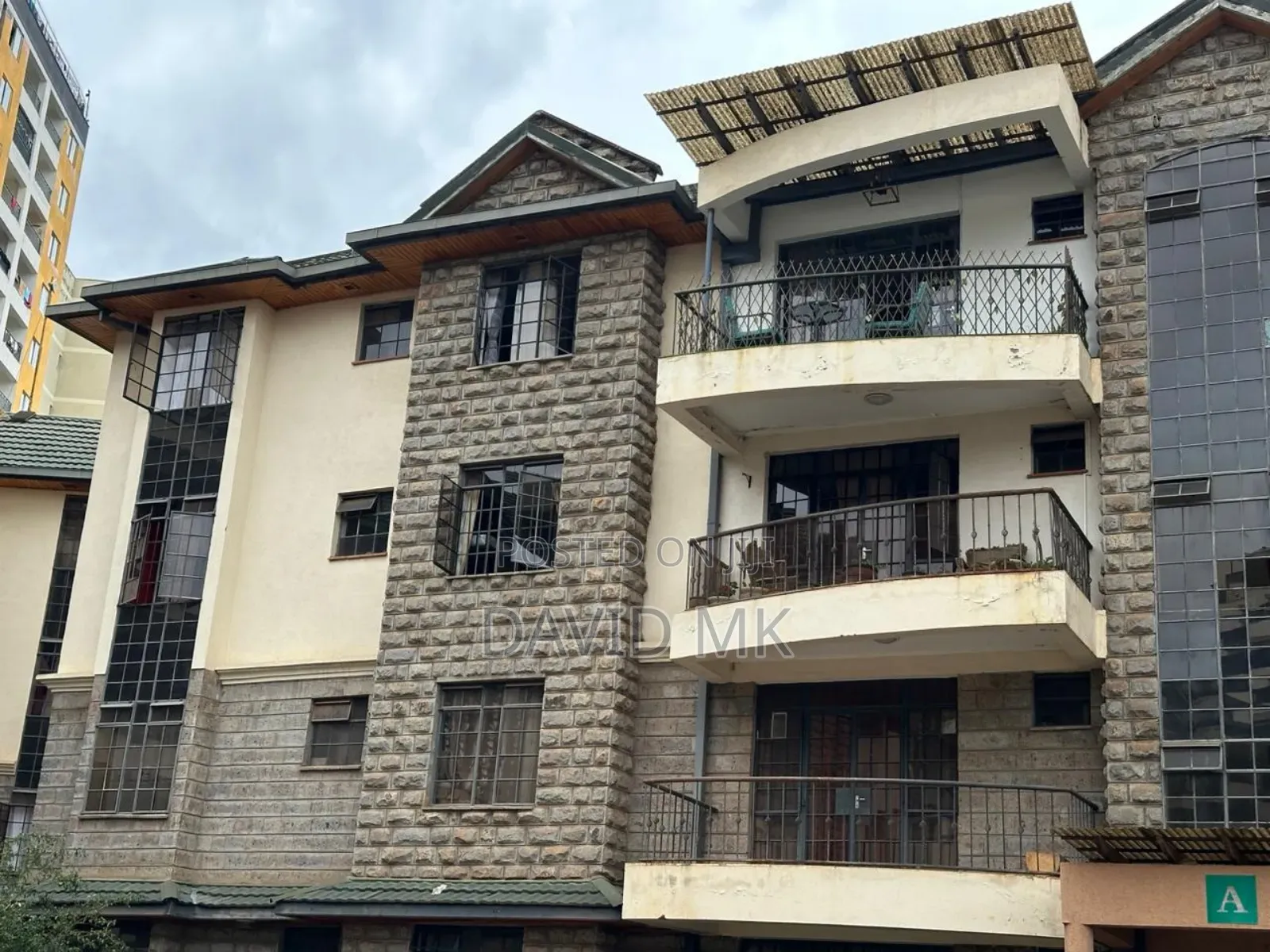 3bdrm Apartment in Tabere Scrent, Kileleshwa for sale