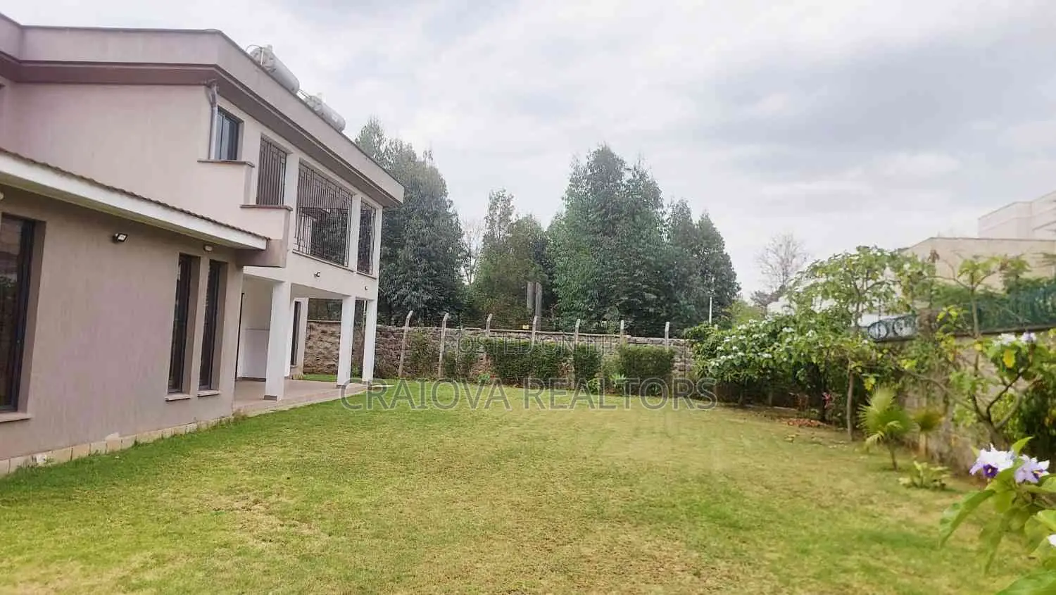 5bdrm Townhouse/Terrace in Lavington for sale