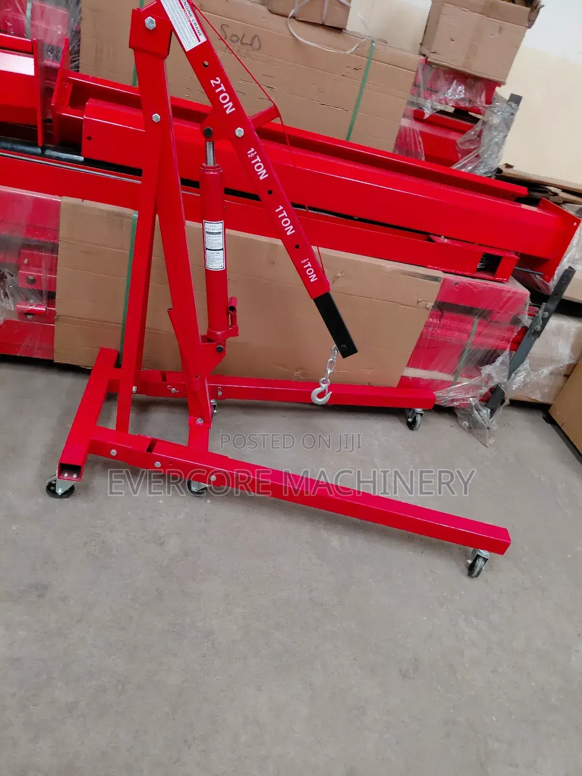 Heavy Duty 2tonne Engine Crane Machine.