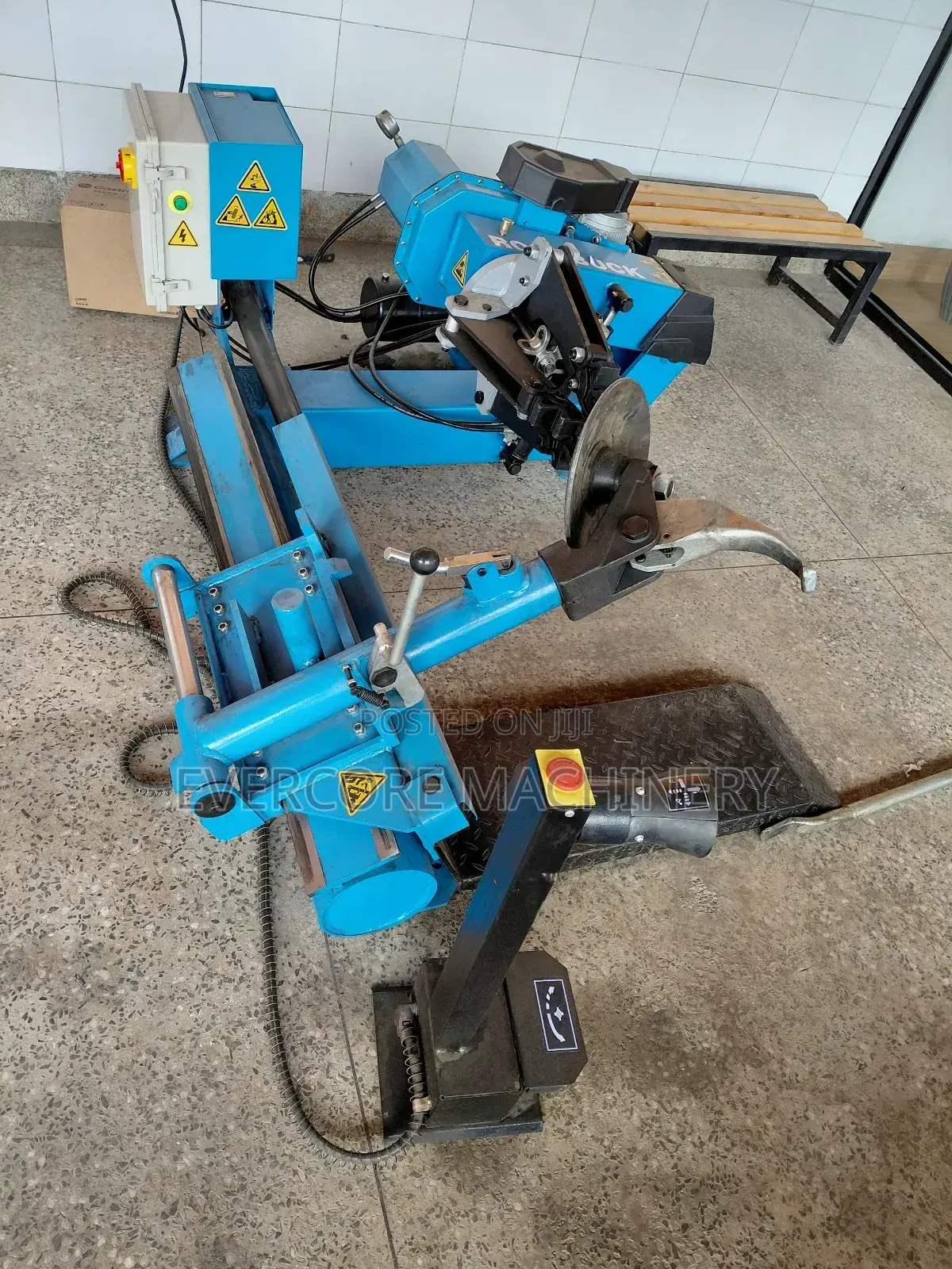 Commercial Roadbuck Italy Truck Tyre Changer Machine Three Phase.