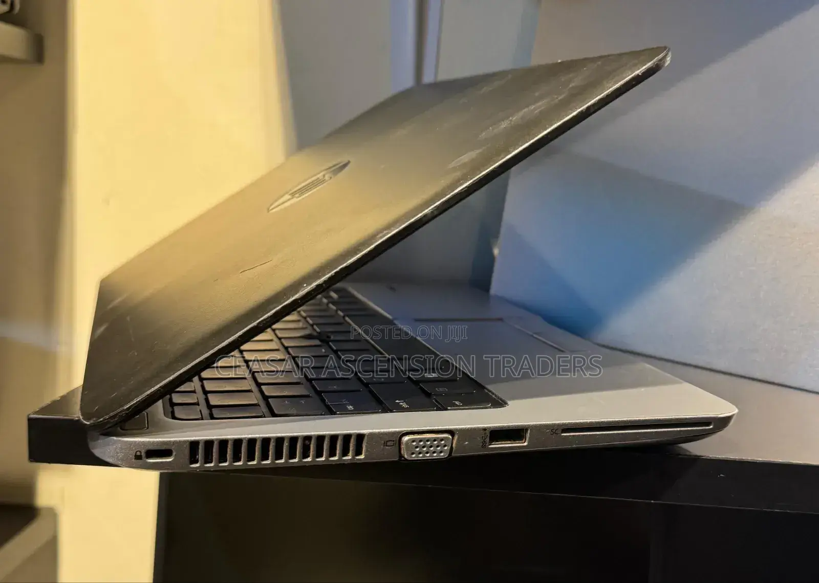 Laptop HP EliteBook 820 G1 8GB Intel Core I5 SSD 256GB
