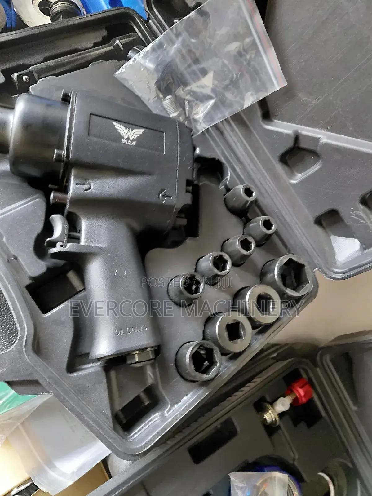 Heavu Duty Air Impact Wrench Half Inches.