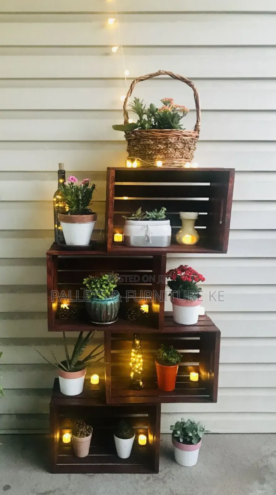 Crates Organizer