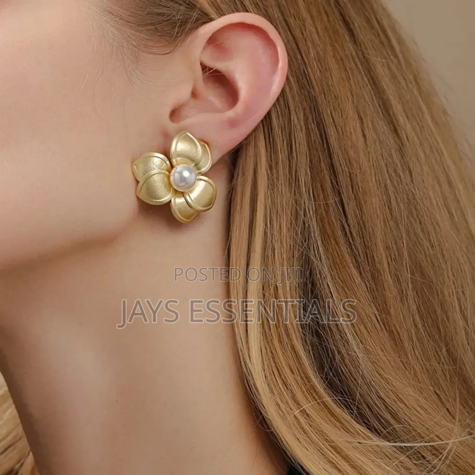 Classic and Trendy Earrings for All Styles