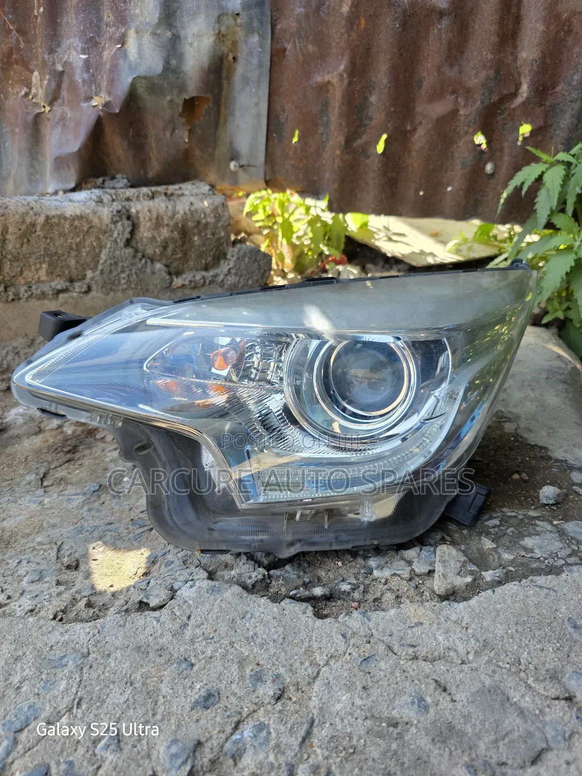 Ractis 2015-2018 Headlight With Focus
