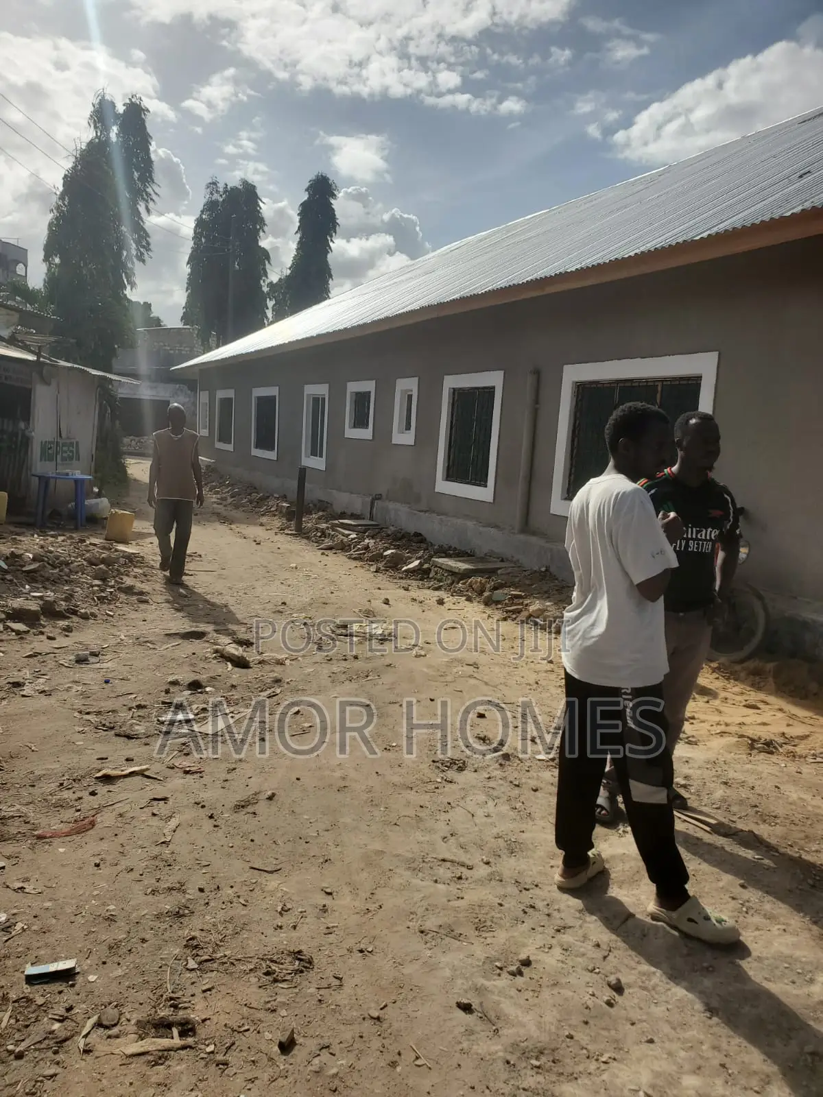 12bdrm House in Leisure, Kongowea for sale