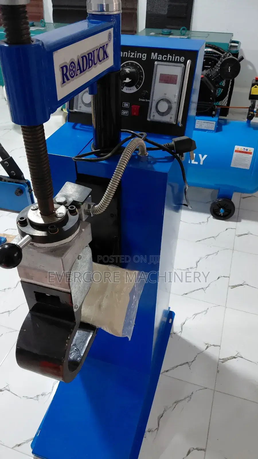 Roadbuck Italy Tyre Vulcanizing Machine Heavy Duty.
