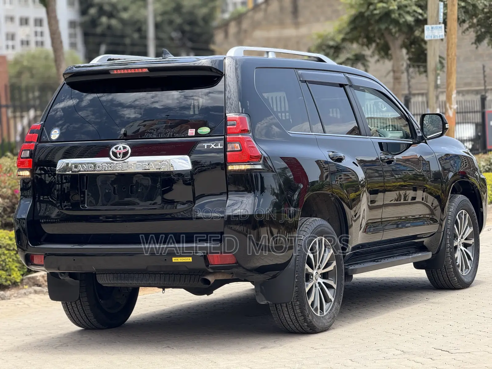 Toyota Land Cruiser Prado 2.8 2019 Black