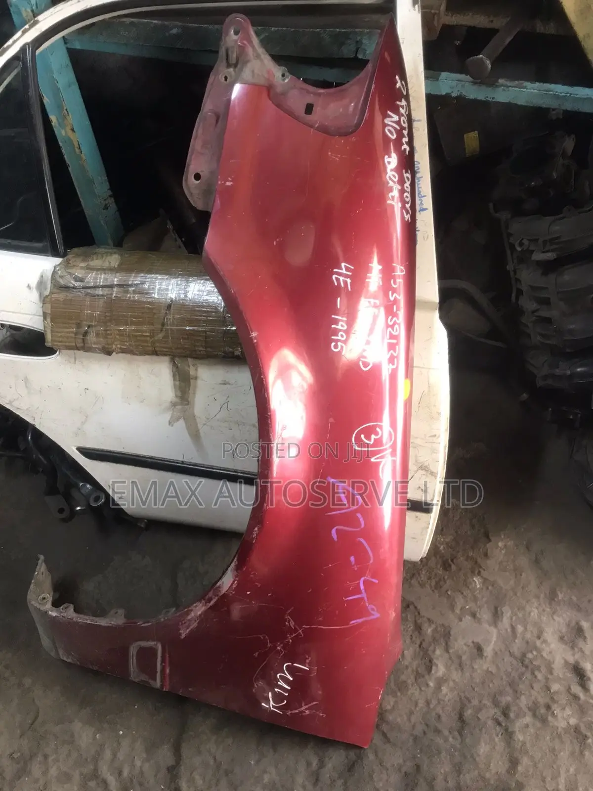 Toyota 110 Fender / Wing