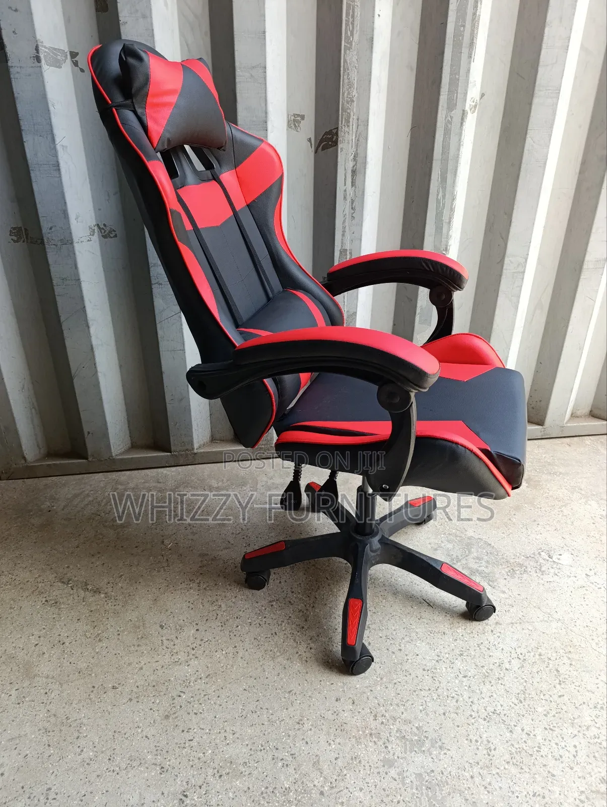 Red Gaming Chair /Gamers Chair