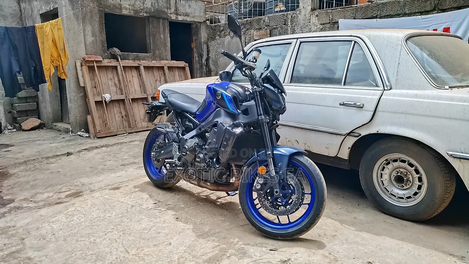 Yamaha 2023 Blue