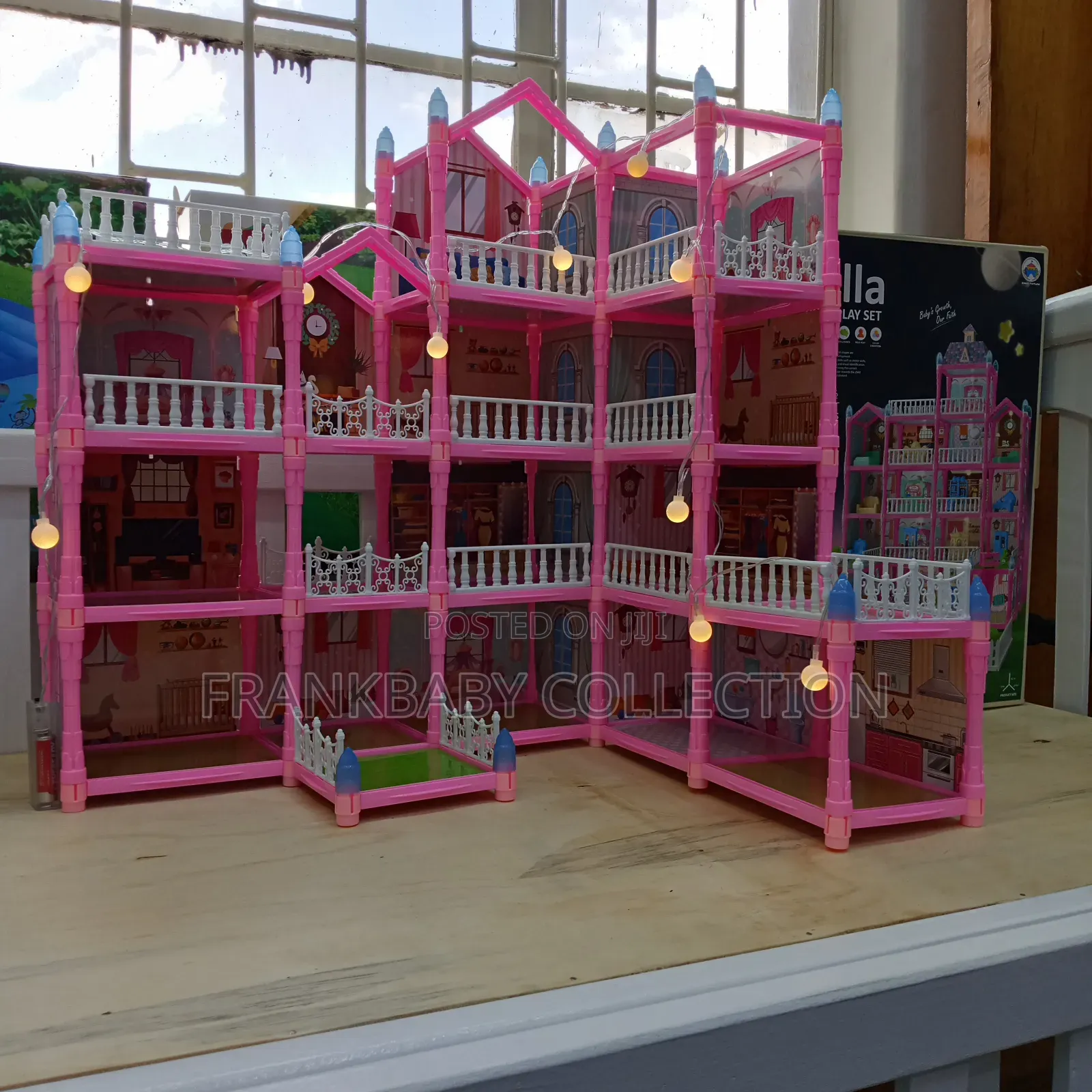 Royal Villa Princess Dollhouse