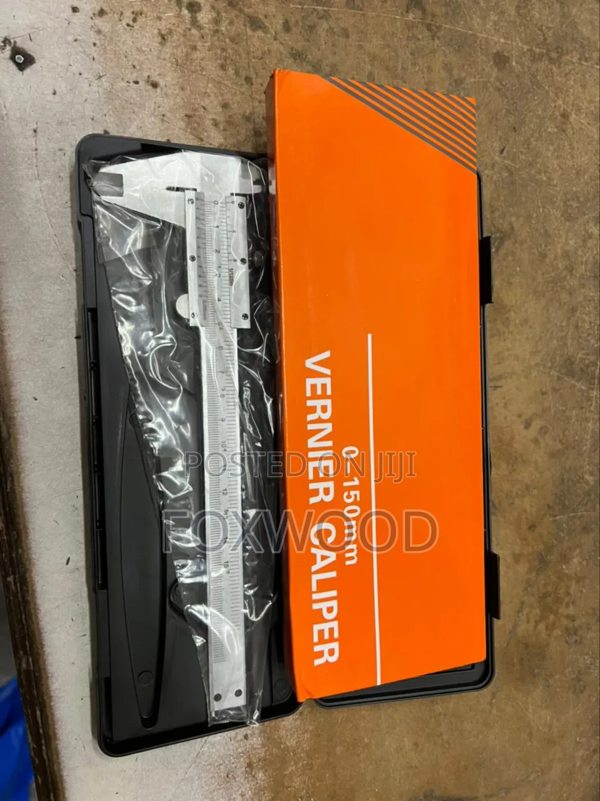 Vernier Caliper, With a Measuring Range of 0-150mm (0-6 Inches).
