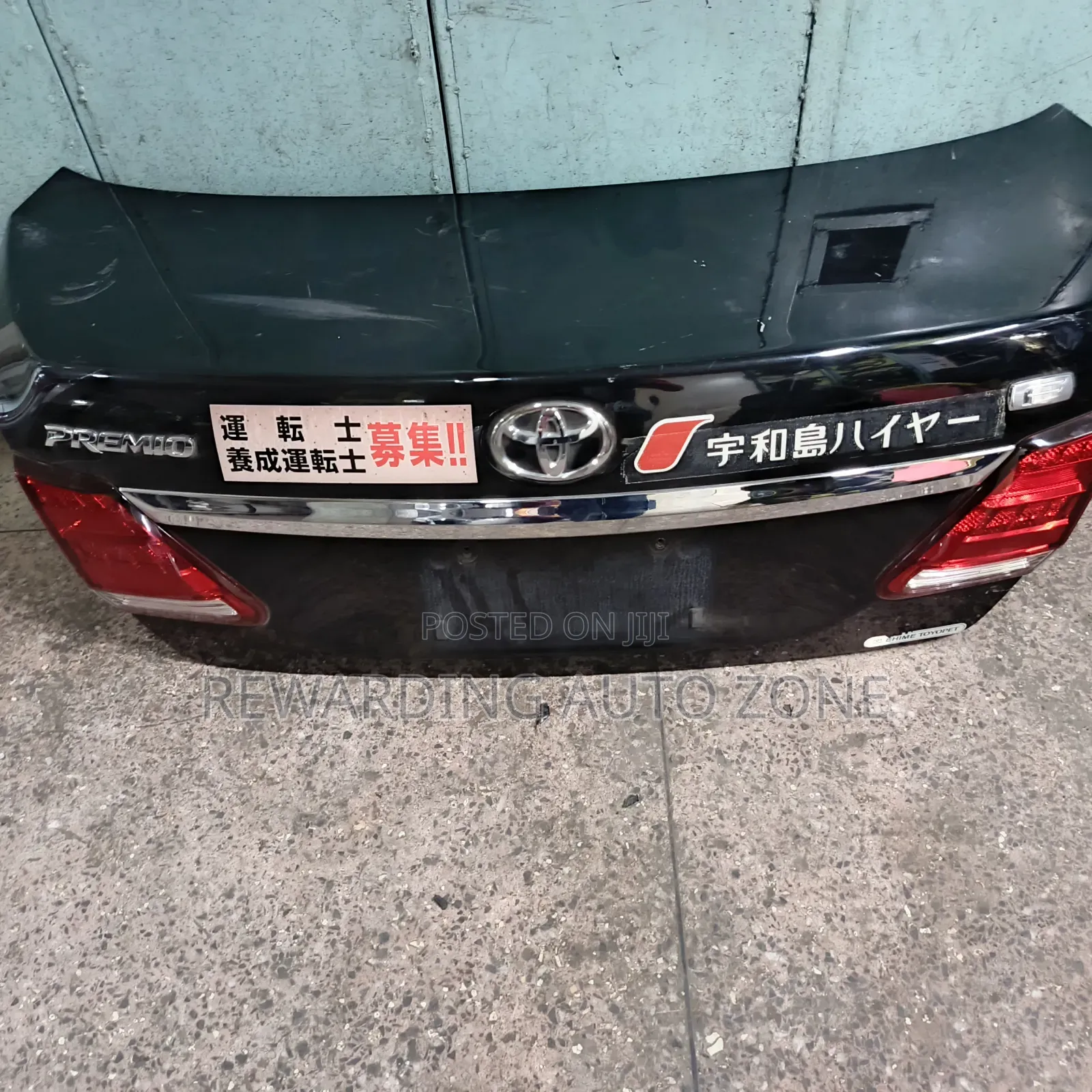Premio 270 2020 Model Tailgate/Boot.