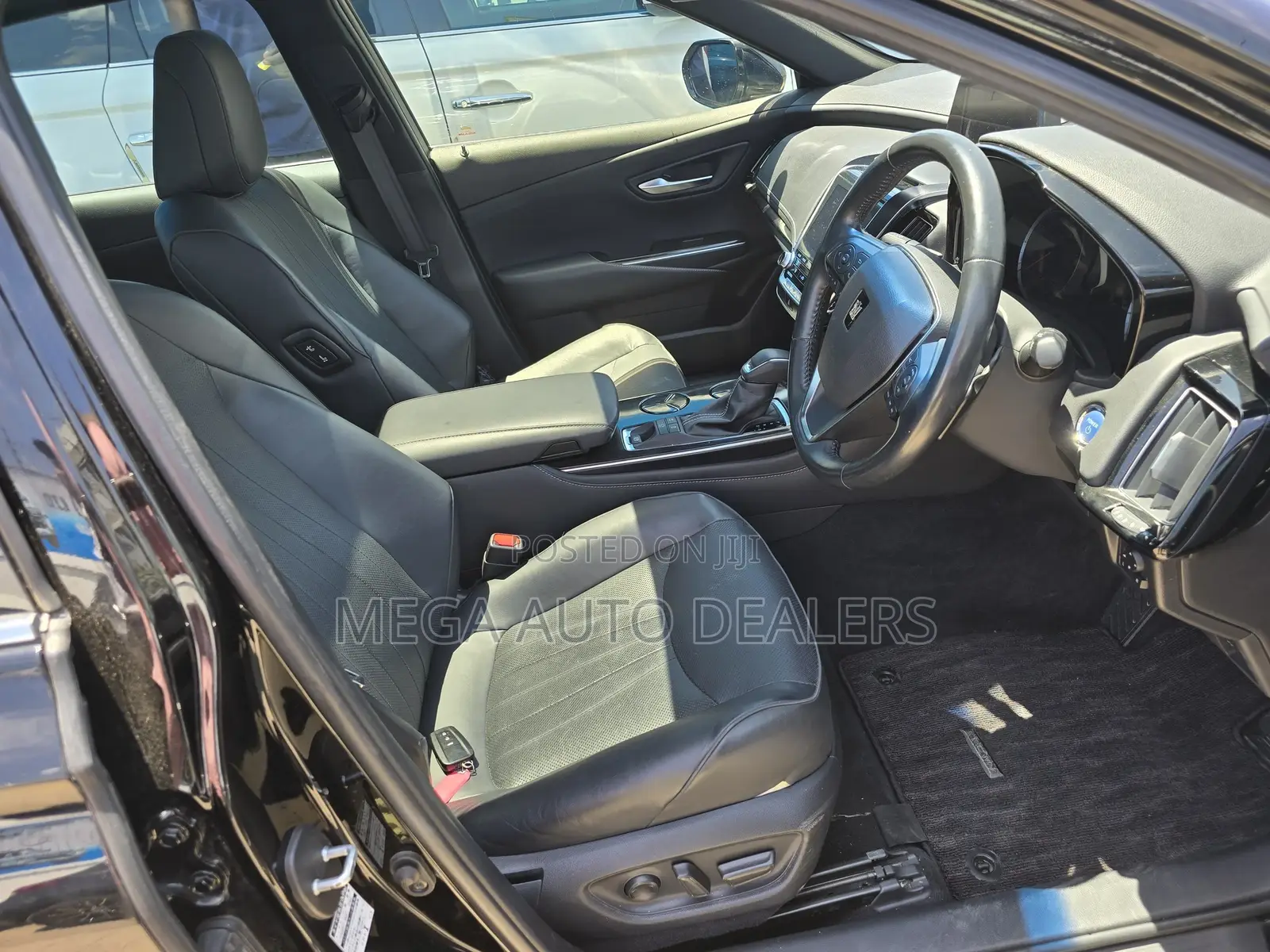 Toyota Crown 2019 Black