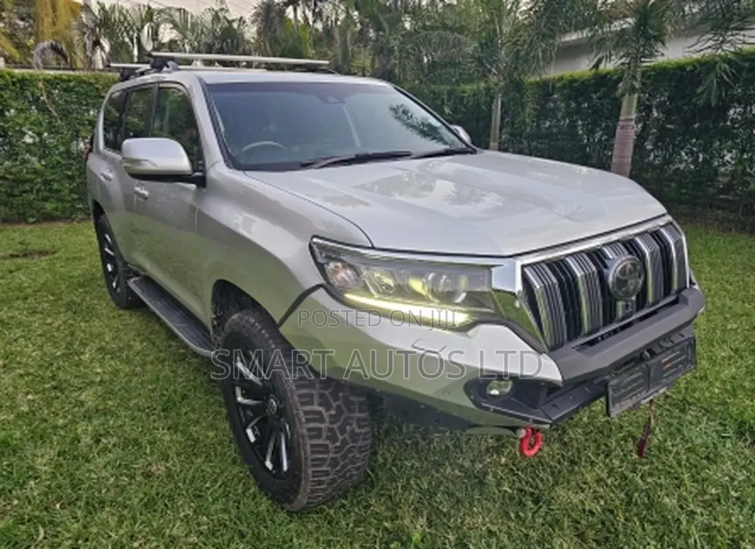 Toyota Land Cruiser Prado 3.0 172hp 2019 Silver