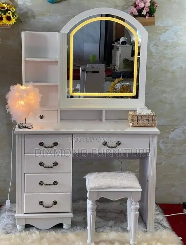 Home Furniture; Modern {Meec Vanity Dressing Table} for Bedroom