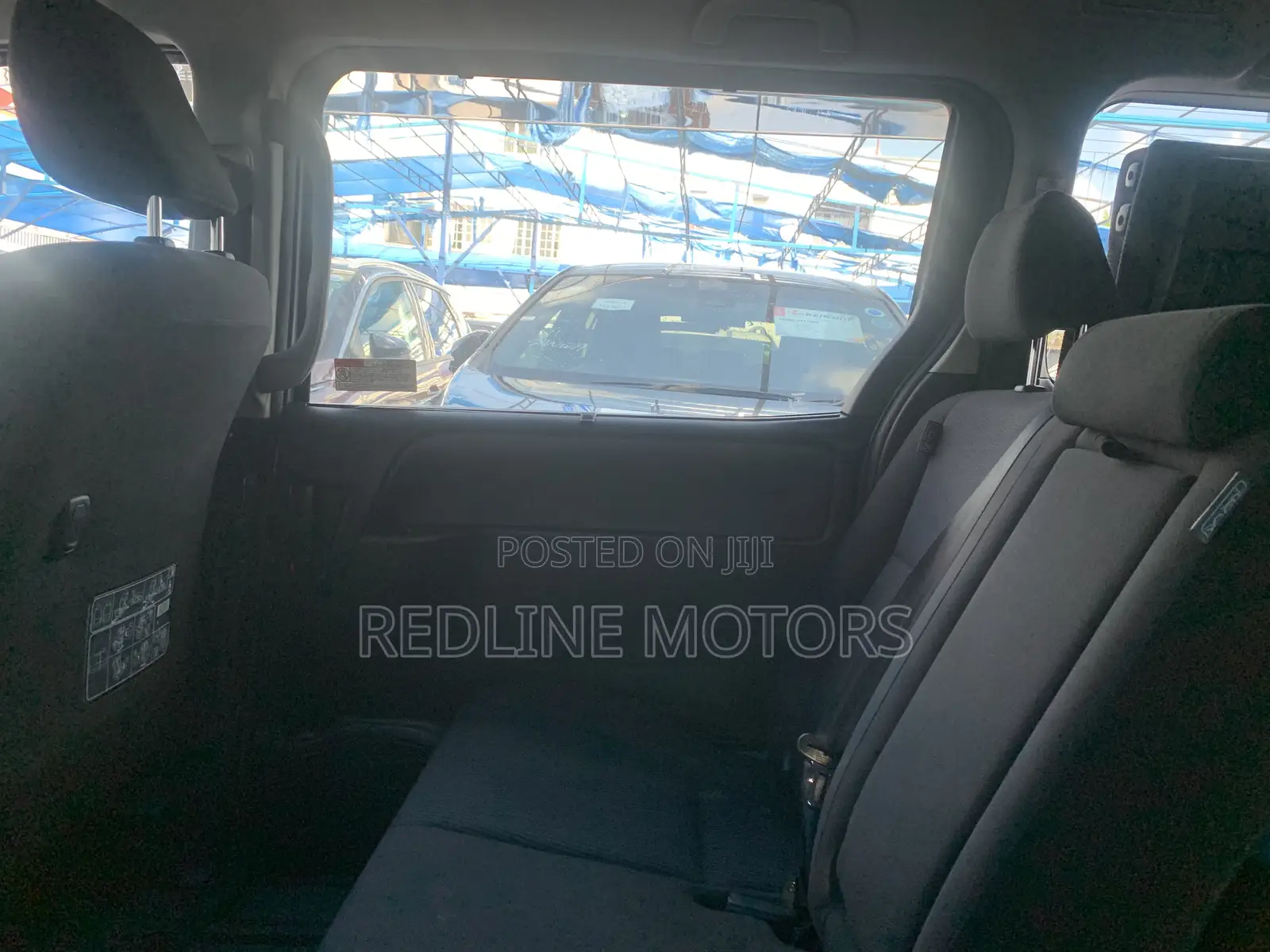 Toyota Noah 2.0 AWD (6 Seater) 2018 Silver