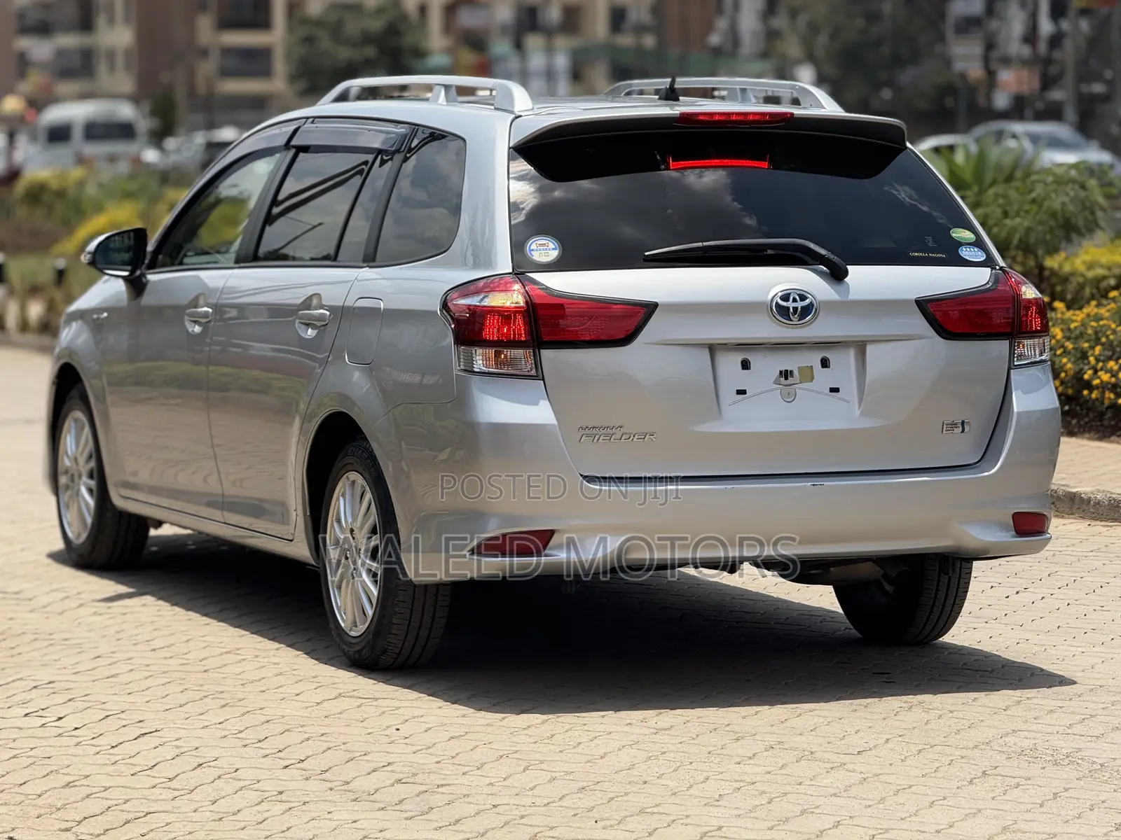 Toyota Corolla Fielder 2018 Silver