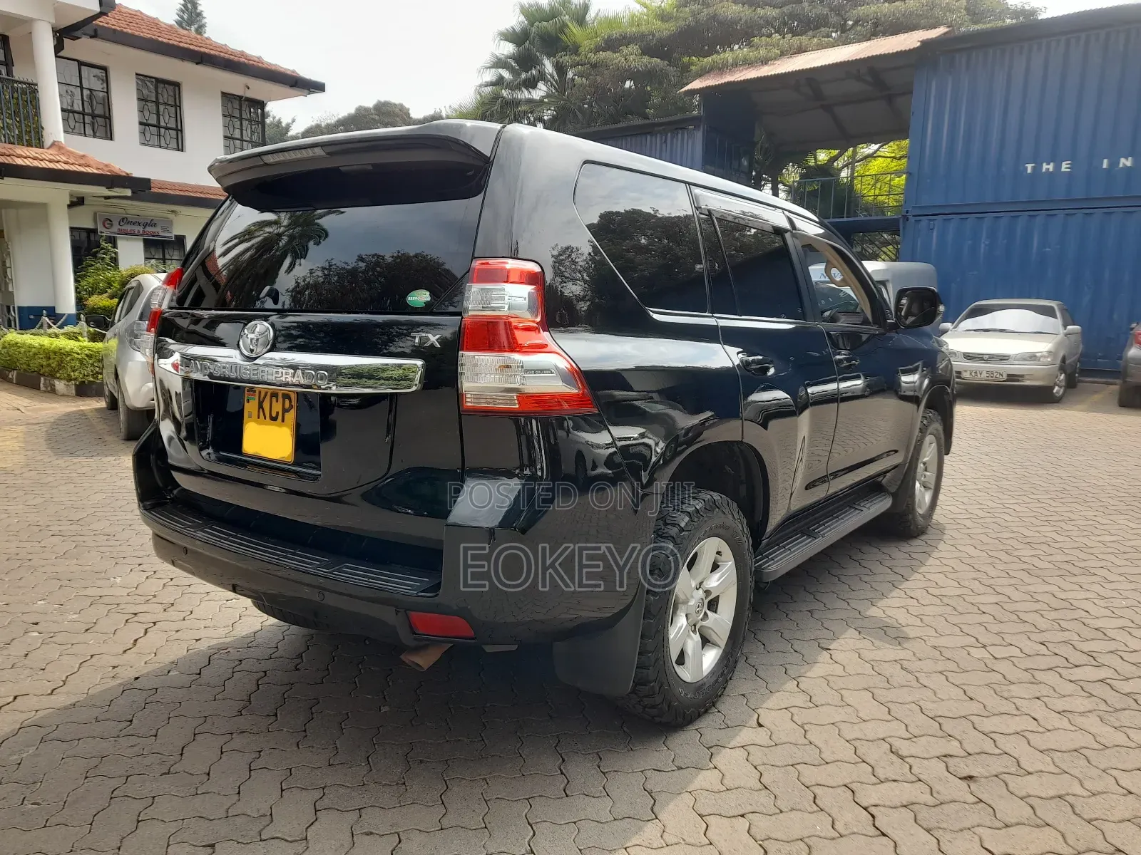 Toyota Land Cruiser Prado 2.8 D-4D 2016 Black