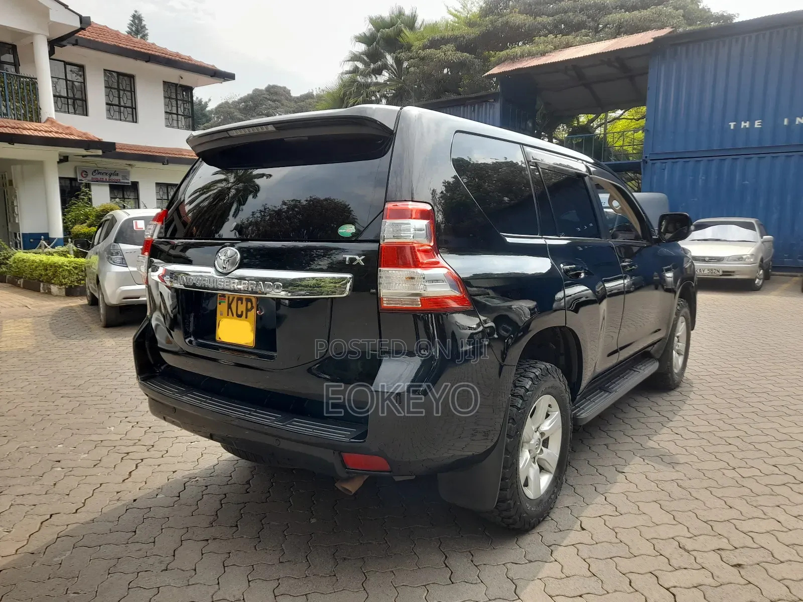 Toyota Land Cruiser Prado 2.8 D-4D 2016 Black
