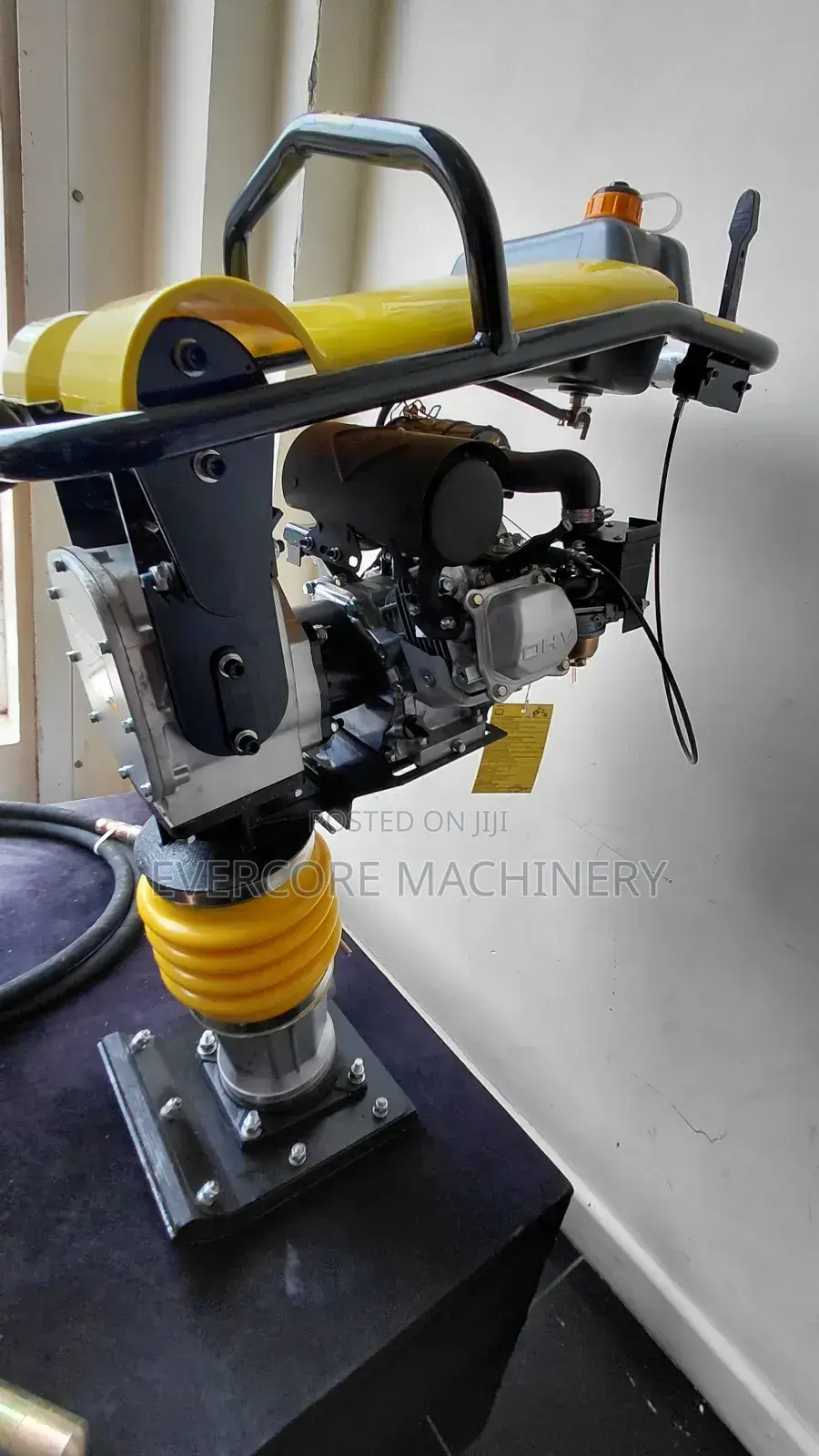 Aico Japan Heavy Duty Tamping Rammer Machine Honda Engine.