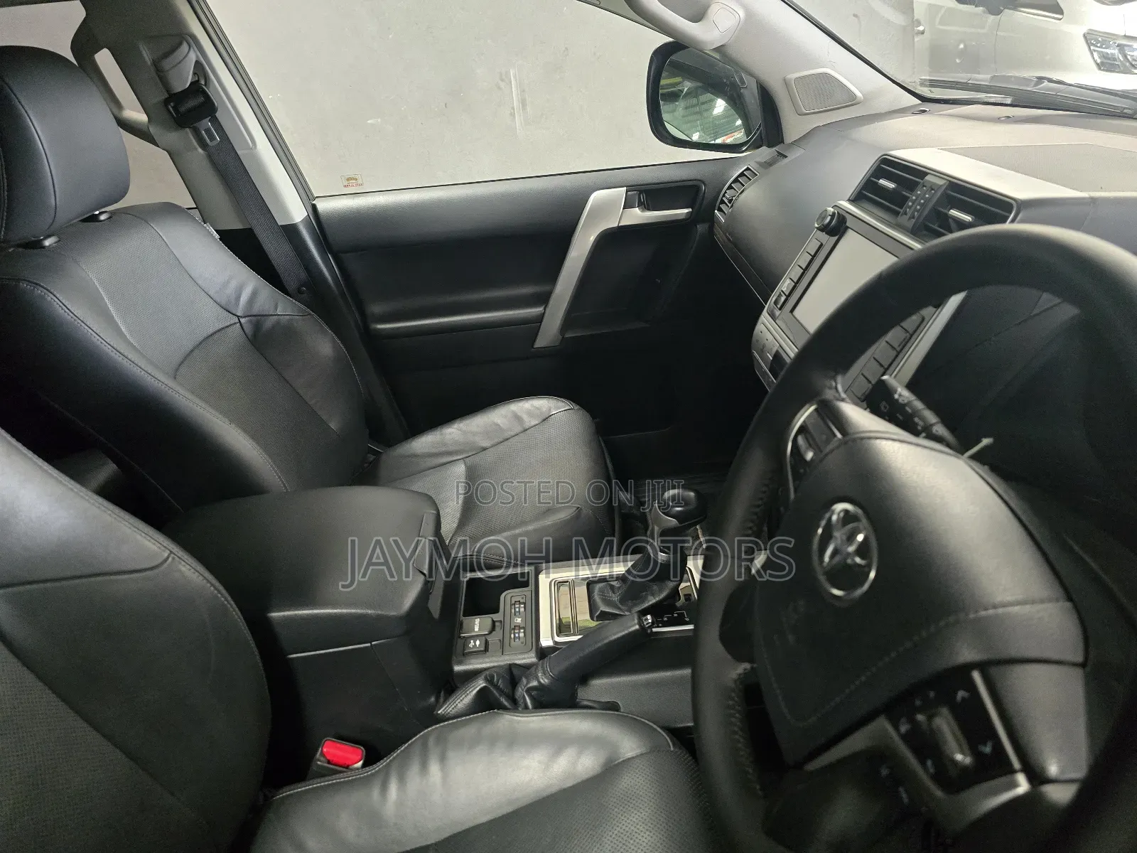 Toyota Land Cruiser Prado 2018 Gold
