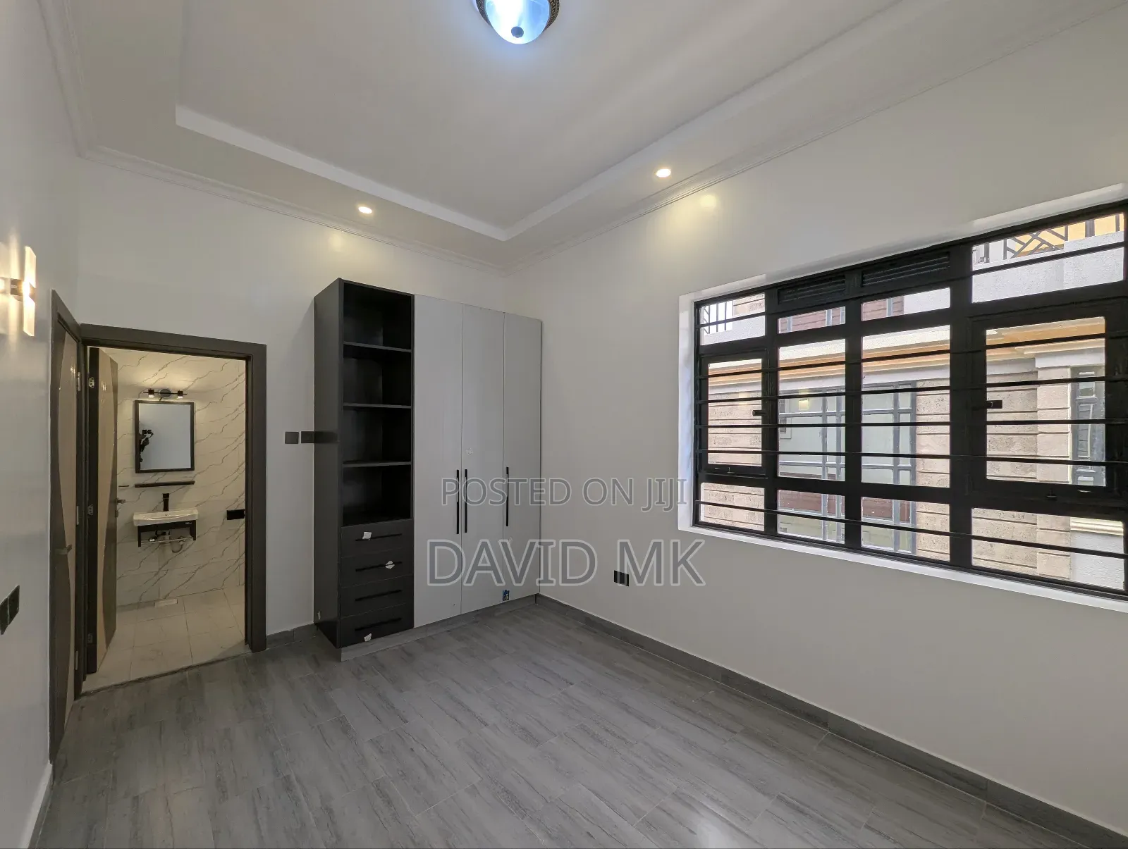 4bdrm Maisonette in Membley for sale