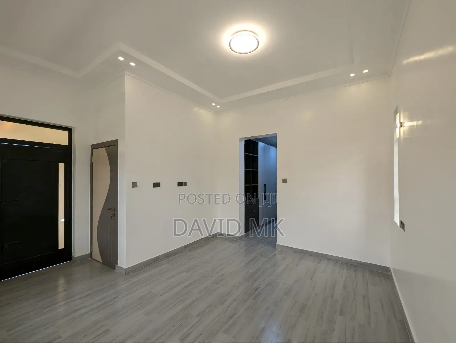 4bdrm Maisonette in Membley for sale