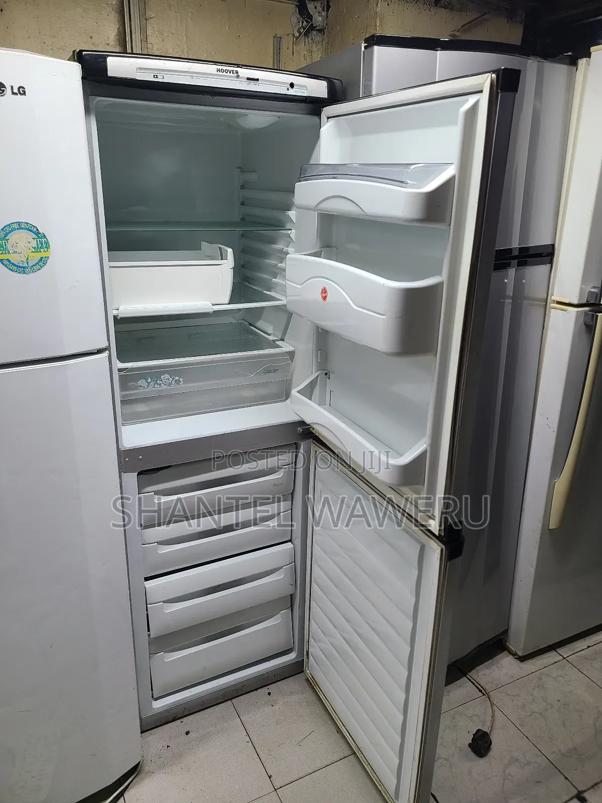 Botton Freezer / Fridge Well Maintained