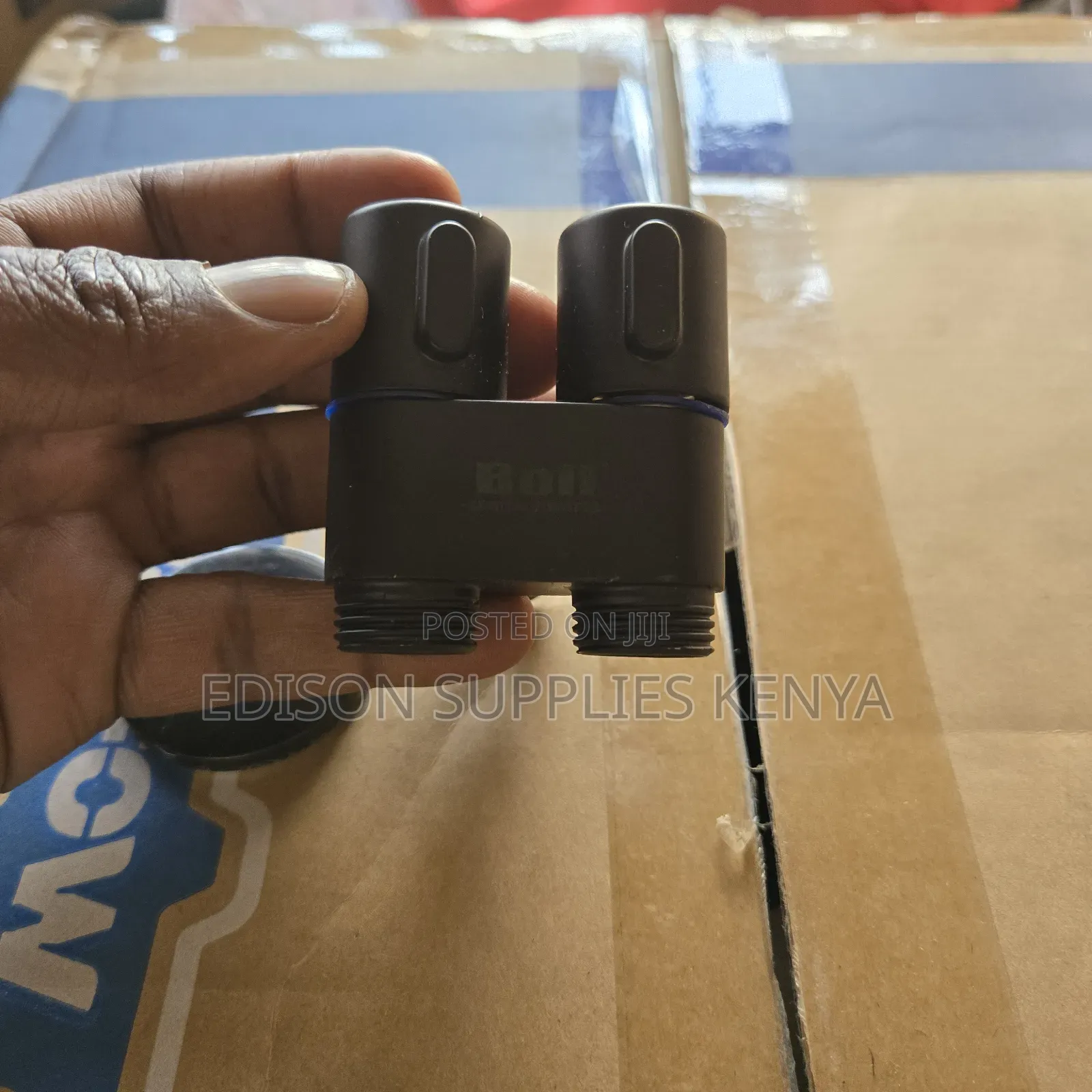 Black 3 Way Angle Valve Double T-Junction for Arabic Showers Shattafs