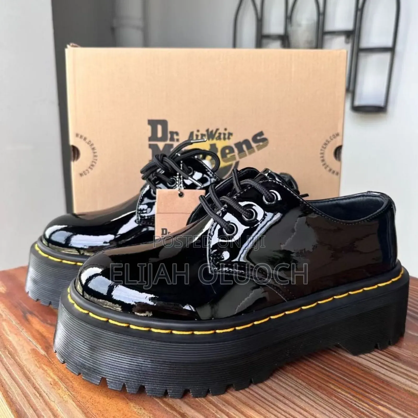 Dr.Martens 1461 Quad Patent Leather
Wet Look