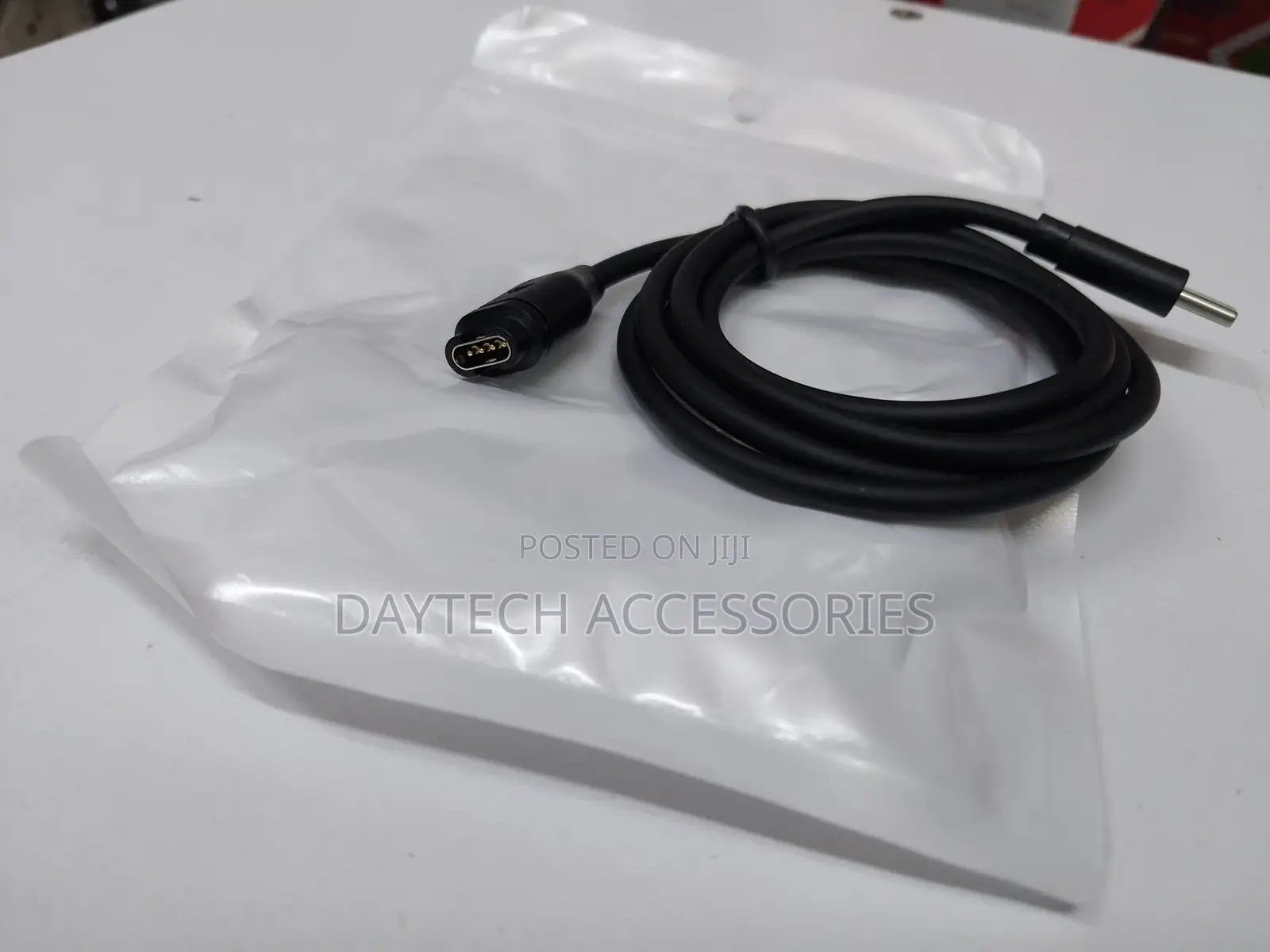 Garmin Charging and Data Cable (1m)