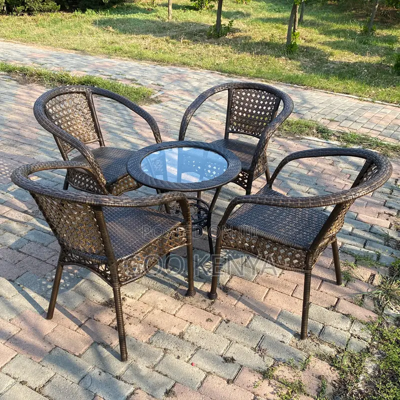 Outdoor Dining Set; 4-Seater Round Glass Dining Set With Rattan Chairs