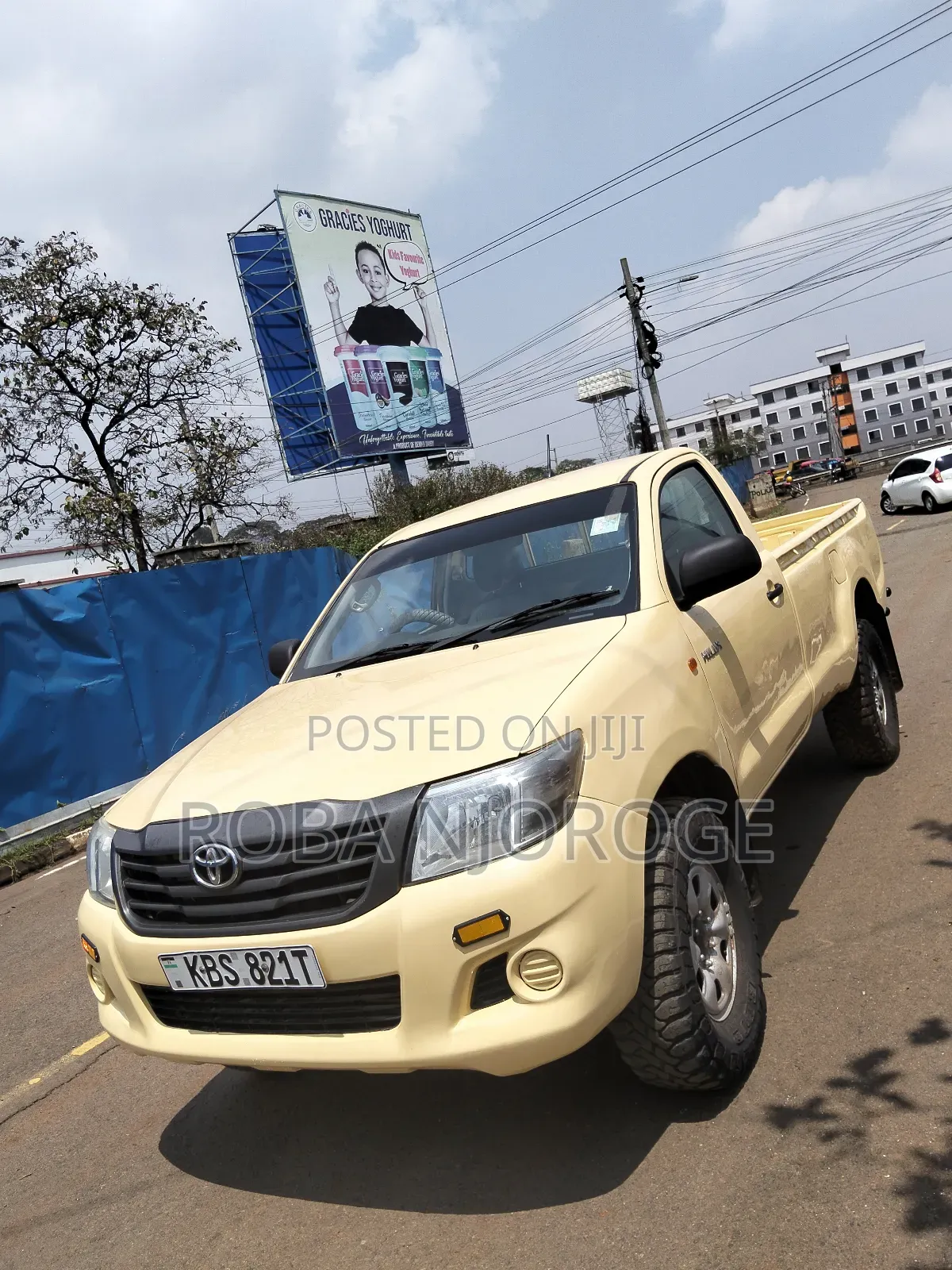 Toyota Hilux 2.5 D-4D 4X4 SRX 2011 Beige