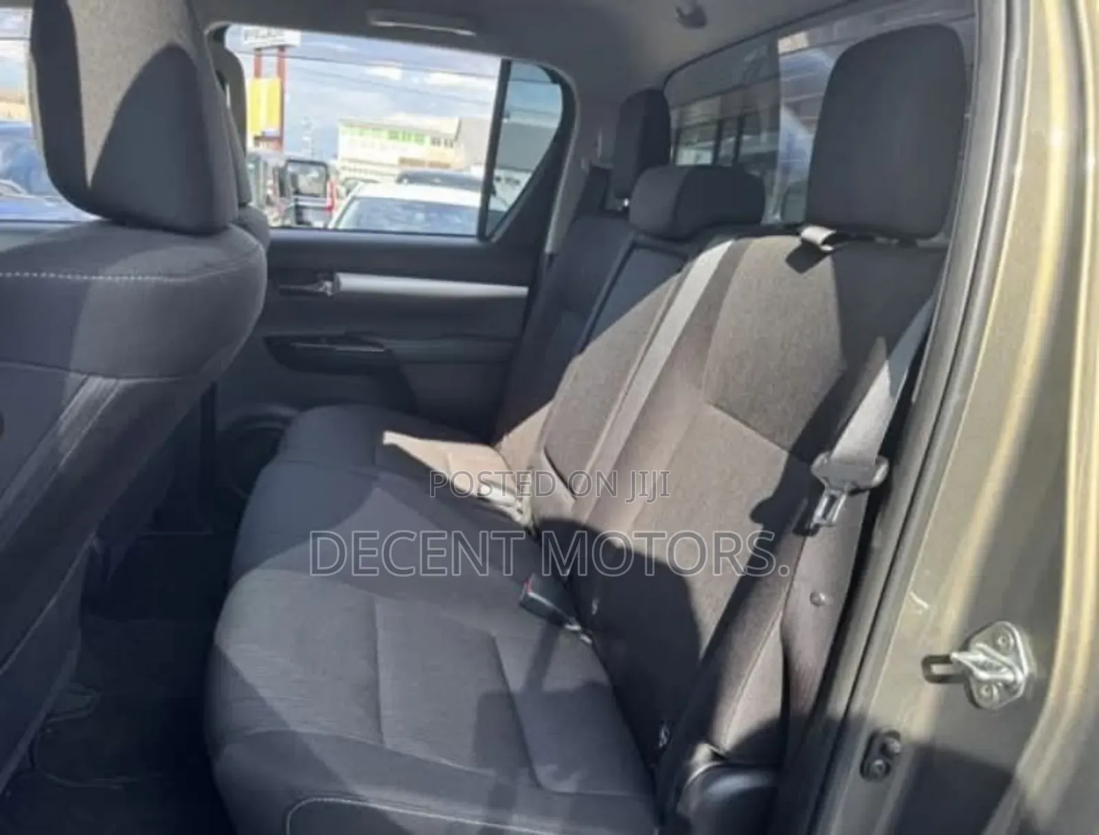 Toyota Hilux Revo Double Cab Deisel 2.4 RWD 2019 Green