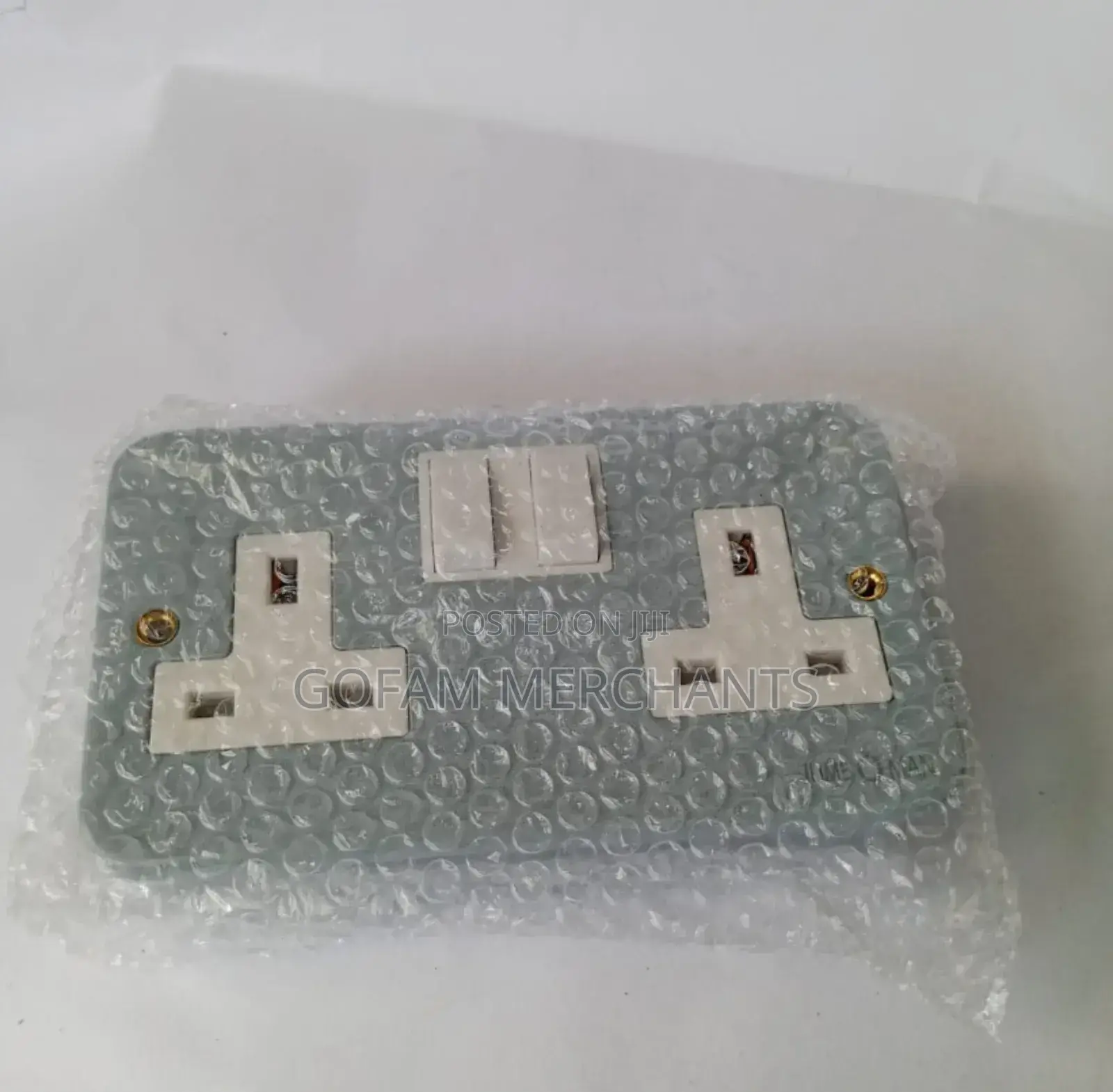 Twin Metal Socket