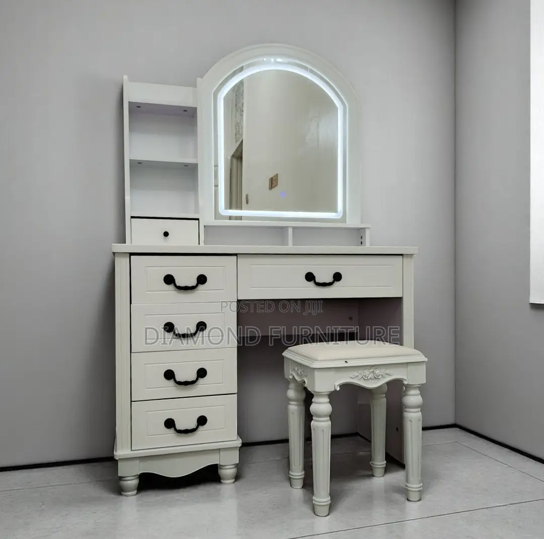 Home Furniture; Modern {Dressing Vanity Table} With Mirror Storage