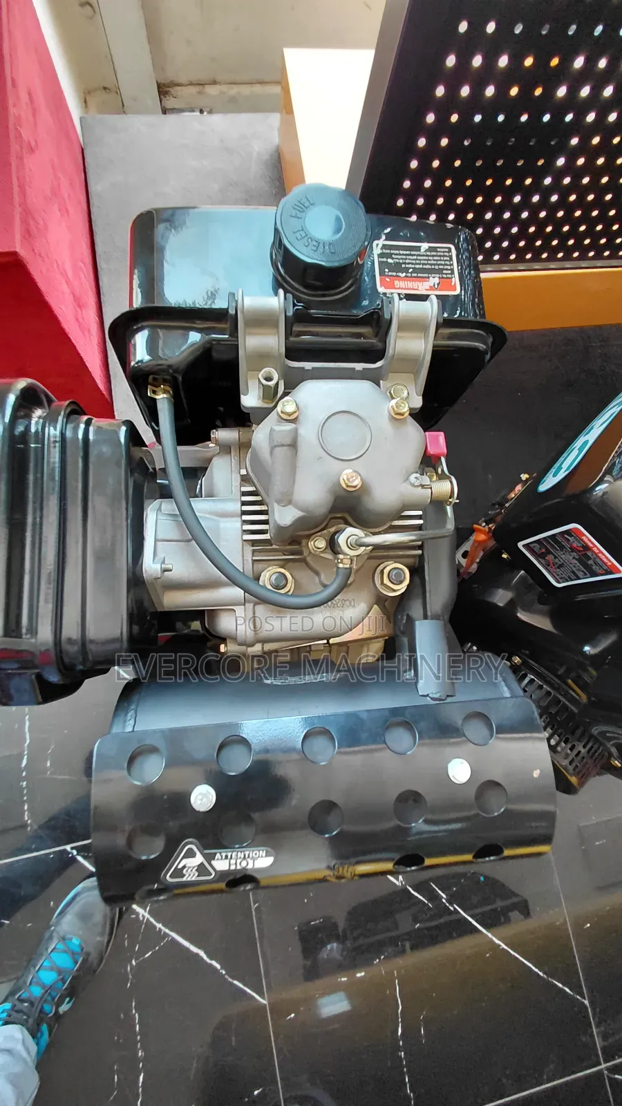 Diesel Aircooled Engine 18hp Manual Start .