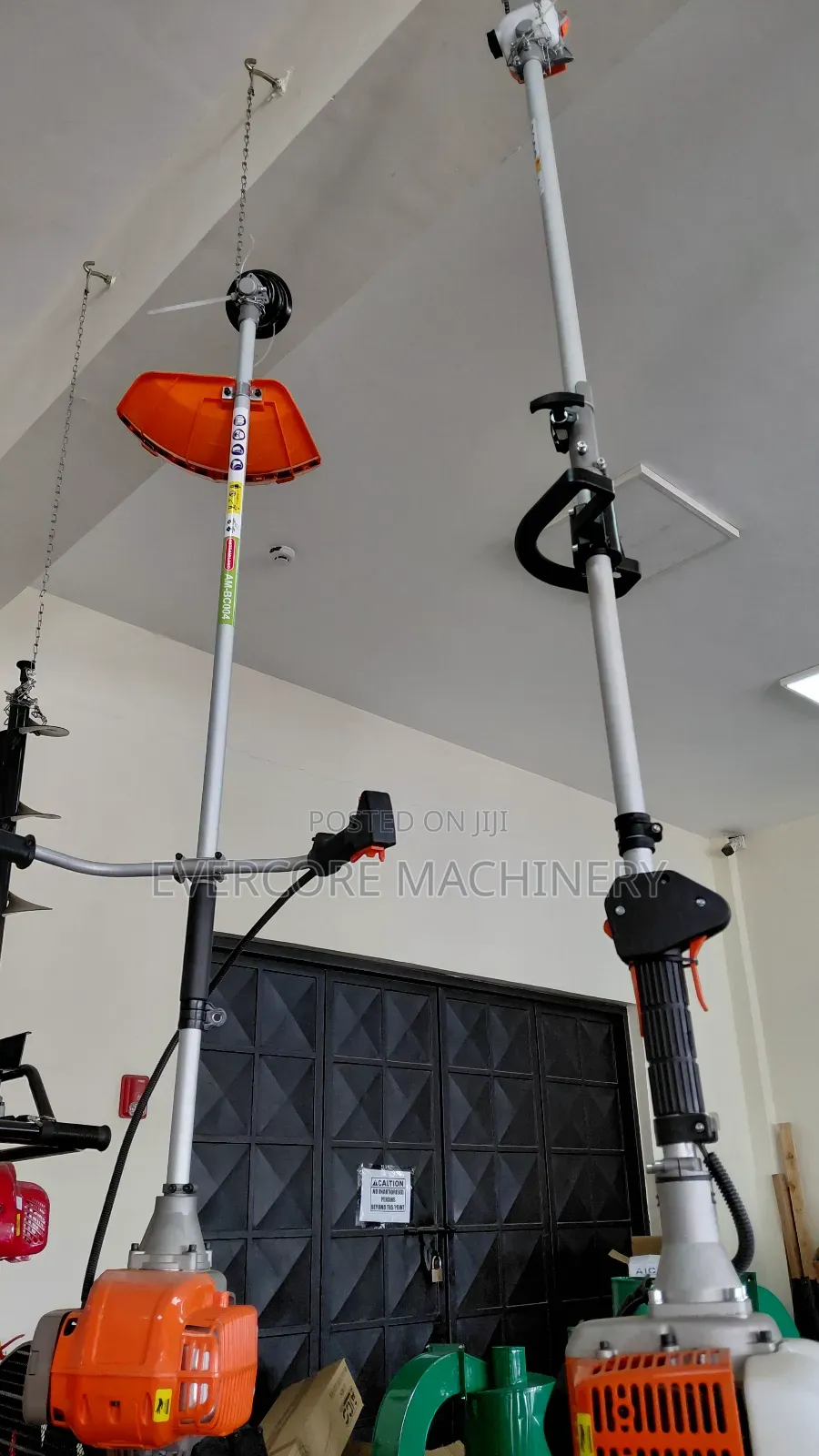 Heavy Duty Shoulder Pack Brushcutter With Accessories.