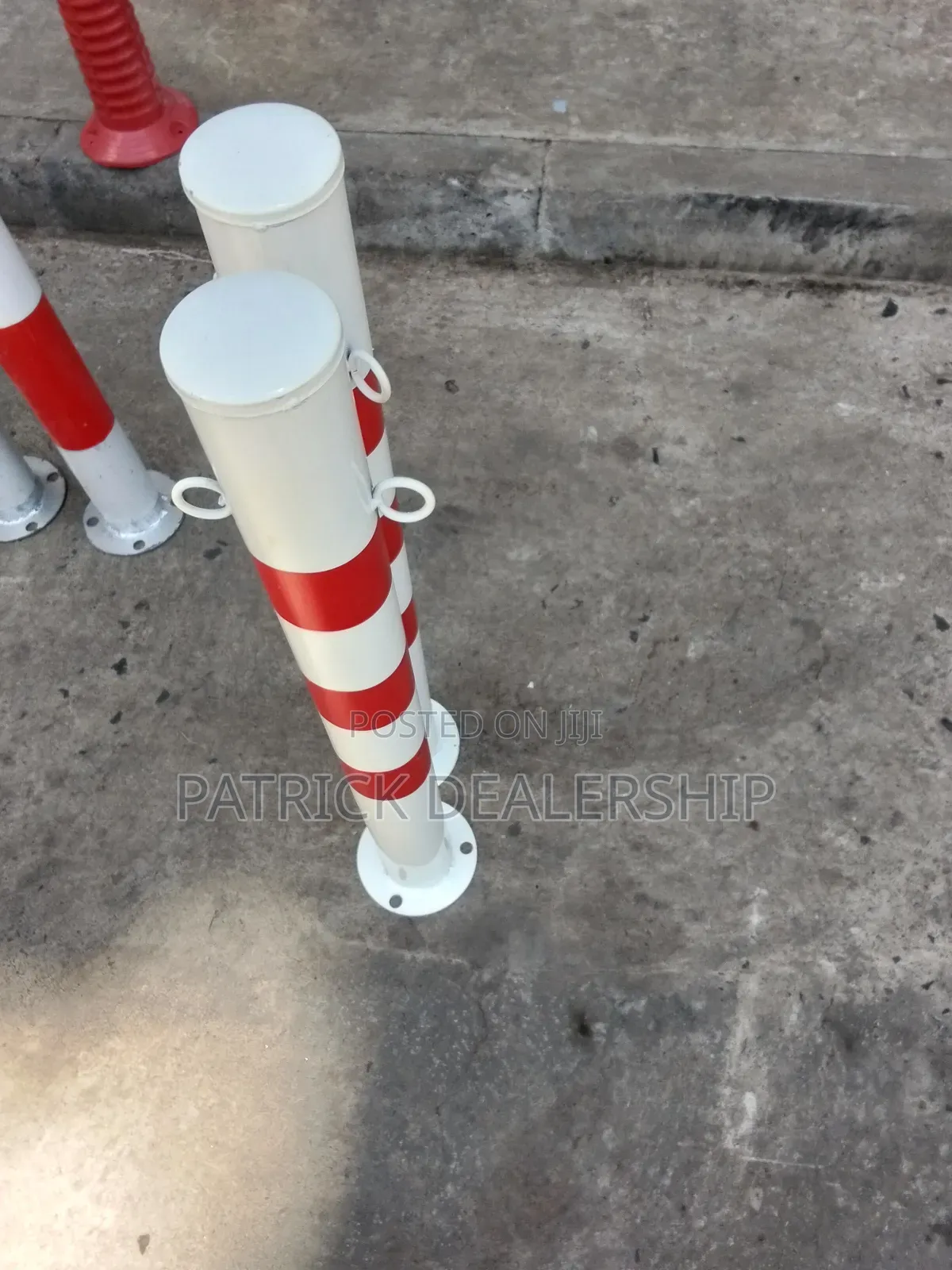 Reflective Metallic Warning Post