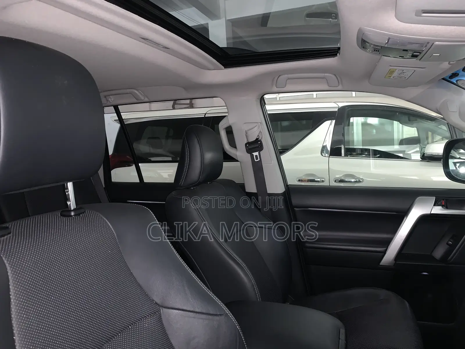 Toyota Land Cruiser Prado 2.8 2018 Matt Black