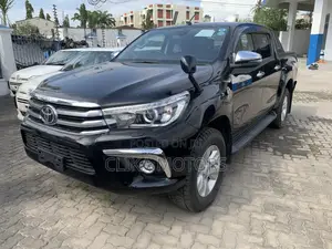 Toyota Hilux Revo Smart Cab Deisel 2.4 AWD 2018 Black