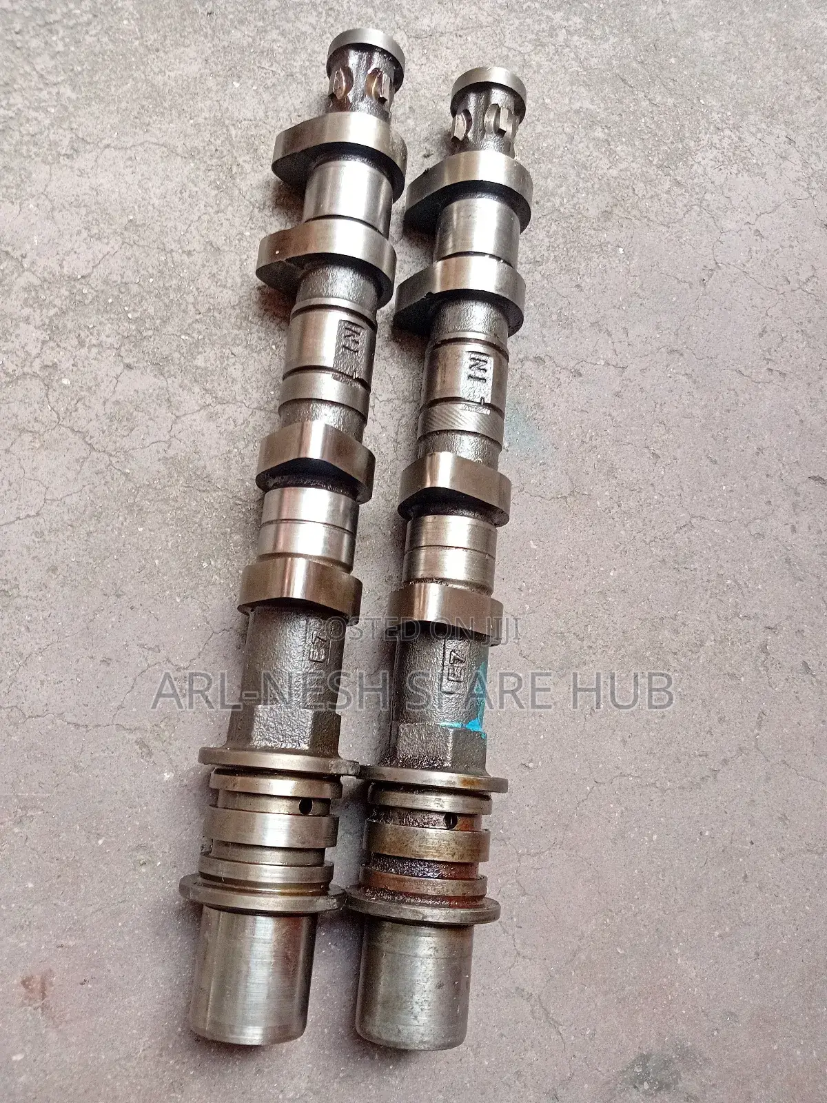 Subaru Ej20 Engine Left Exhaust Cam Shafts