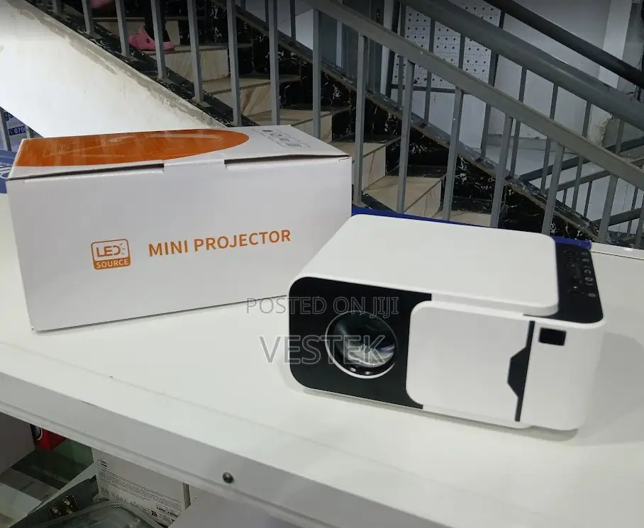 Android 13 T5 Mini Smart Home Video Projector